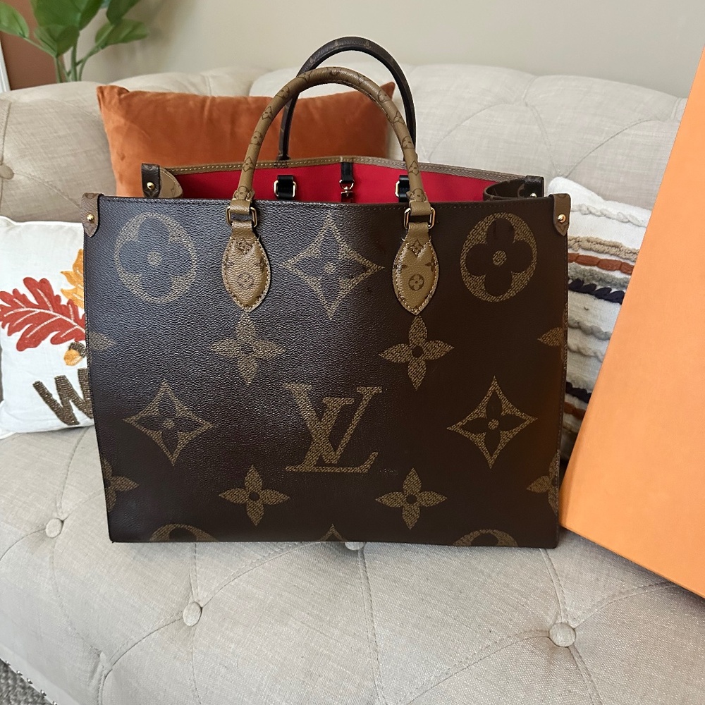 Authentic Louis Vuitton On The Go MM Monogram